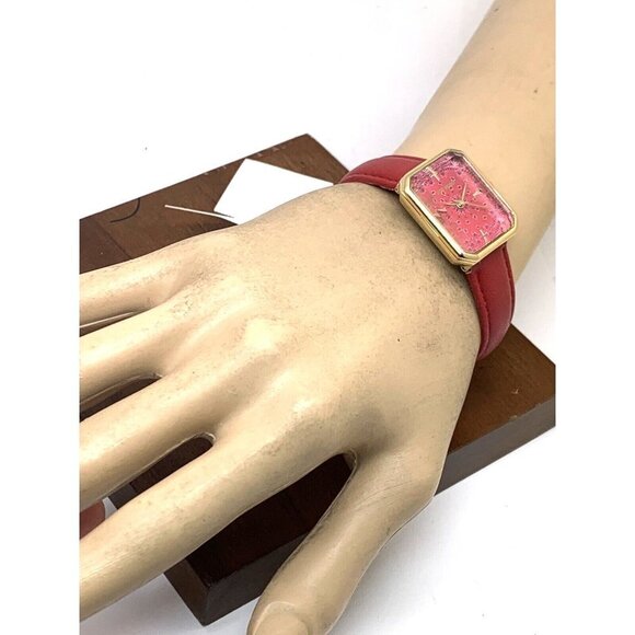 Steve Madden Women's Watch SM/1030 Quartz Rectangle Gold Red Dial Leathe… - Picture 4 of 13